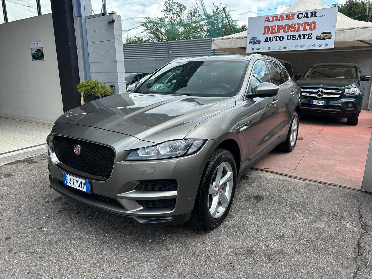 Jaguar F-Pace 2.0 D 180 CV AWD Prestige