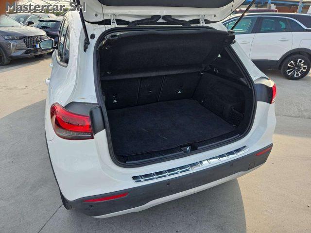 MERCEDES-BENZ GLA 180 GLA 180D Business Extra auto TG : GM513KY