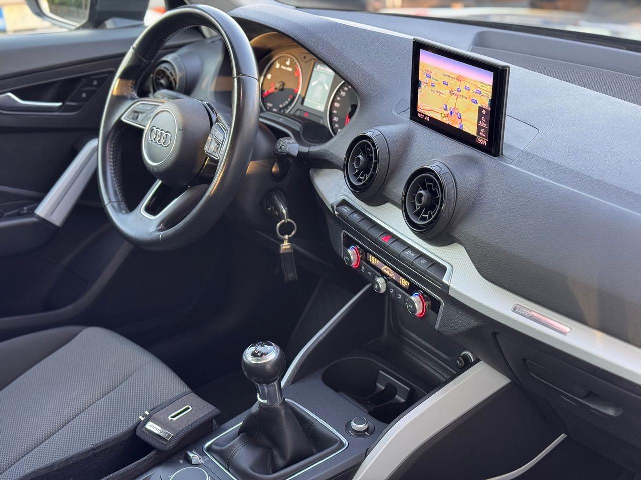 Audi Q2 Business 1.6 30 TDI #50042