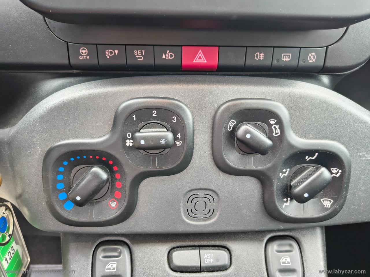 FIAT Panda 1.0 FireFly S&S Hybrid CITY LIFE