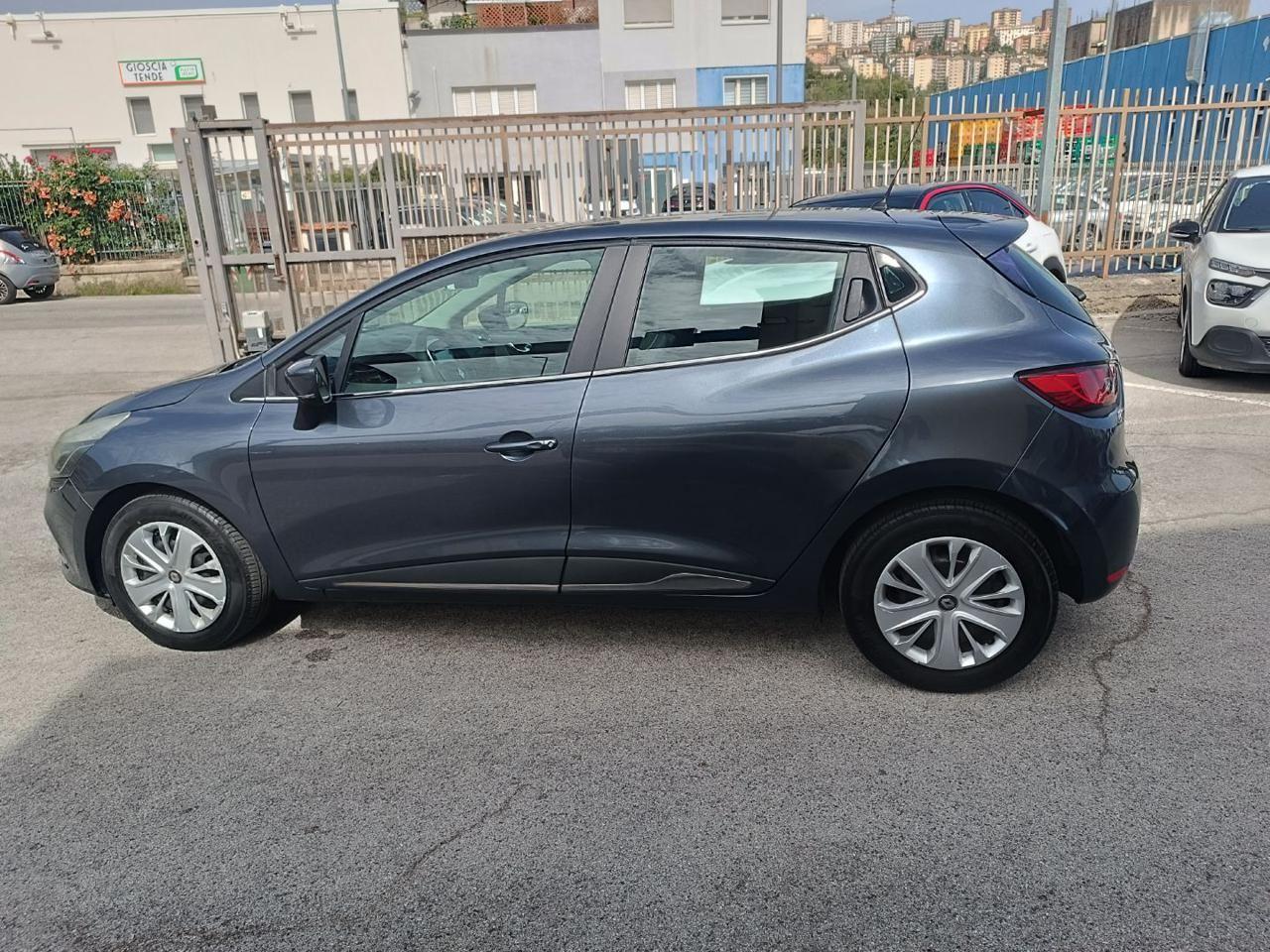 RENAULT Clio dCi 8V 75 CV Start&Stop 5 porte Energy Intens