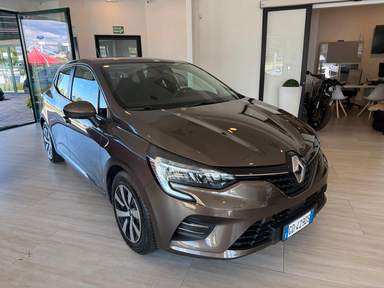 Renault Clio Full Hybrid E-Tech 140 CV 5 porte Business