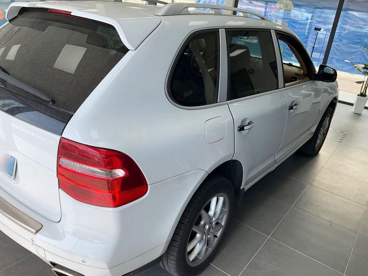 Porsche Cayenne 3.6