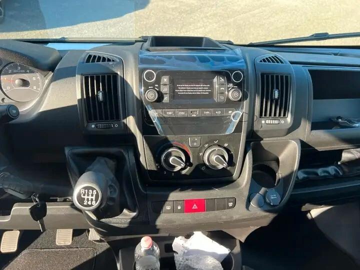 Peugeot Boxer 335 2.2 BlueHDi 140 S&S L2H2
