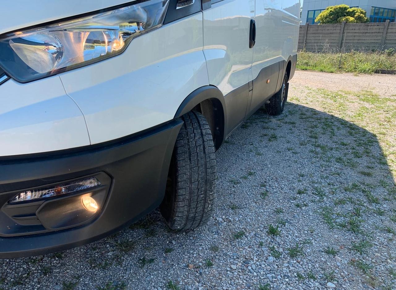 Iveco Daily 35-140 hi matic 6 M. Automat. Unicoprop