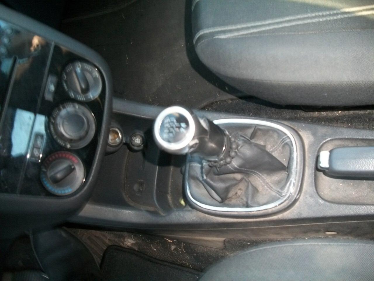 Opel Corsa 1.3 CDTI 75CV ecoFLEX 5 porte Club EURO 04 KM 230450 SI NUOVI PATENTATI COME VISTA