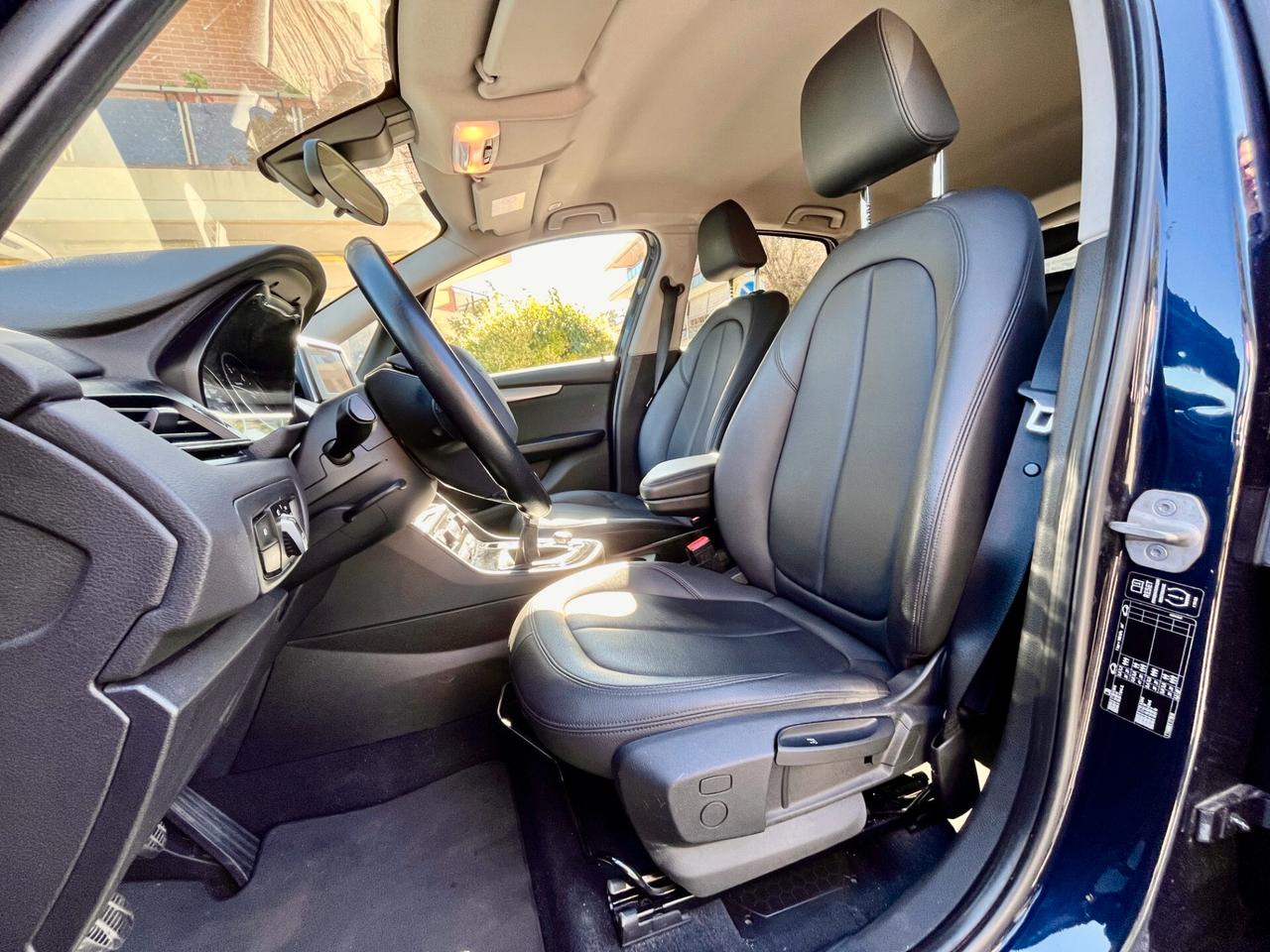 Bmw 2er Active Tourer 218d Advantage
