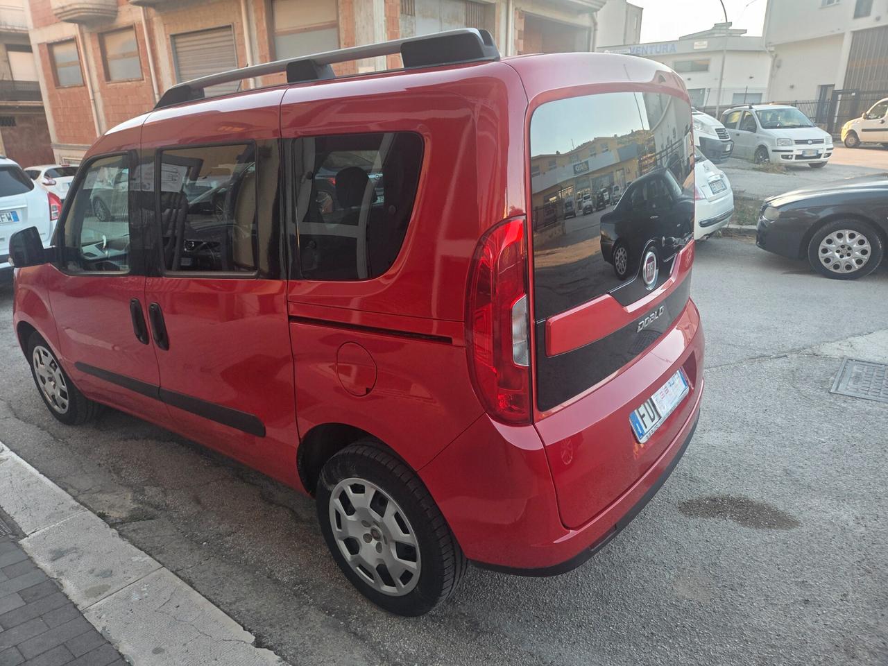 FIAT DOBLO' ANNO 2016 1.6 MJET 7 POSTI KM CERTIFICATI