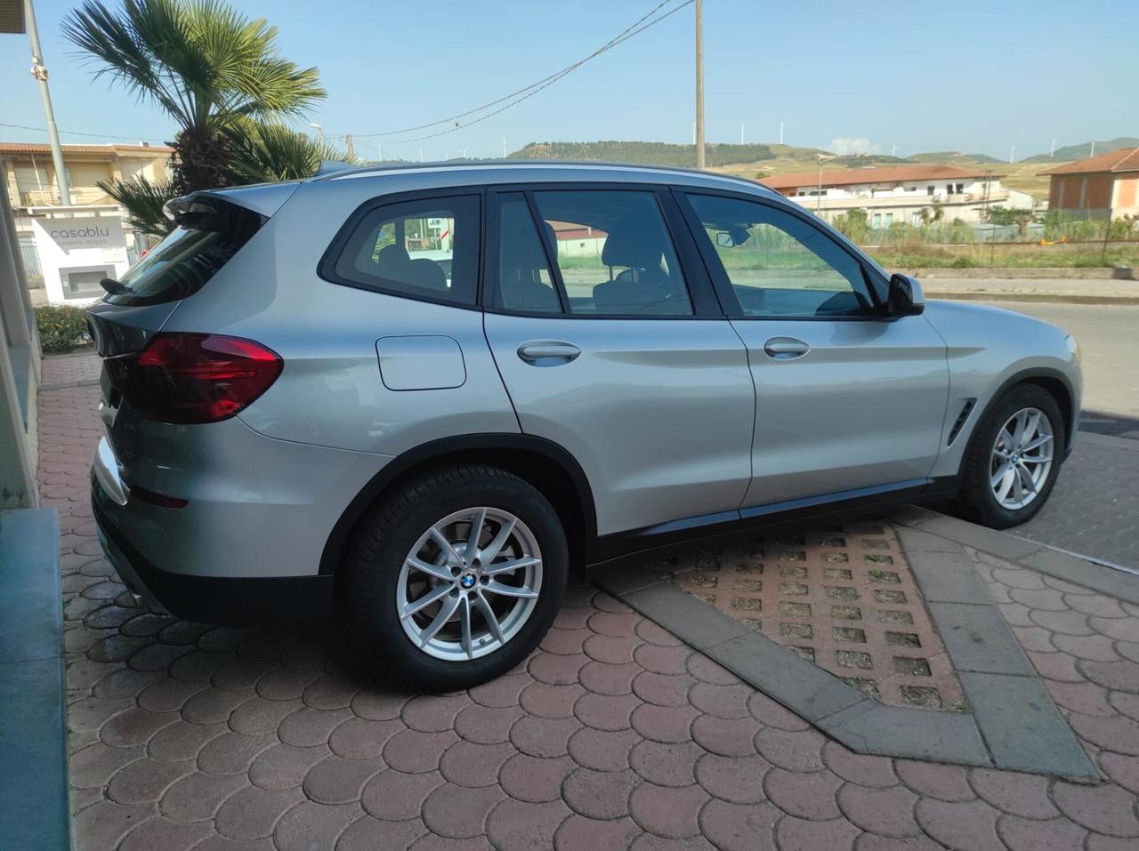Bmw X3 sDrive18d mhev 48V auto