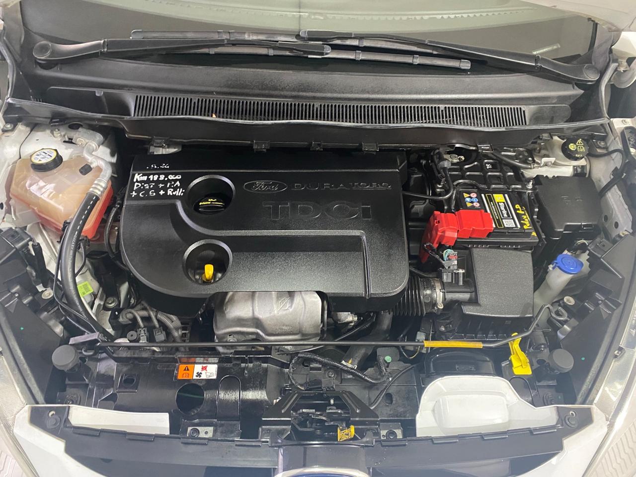 Ford B-Max BUSINESS TITANIUM