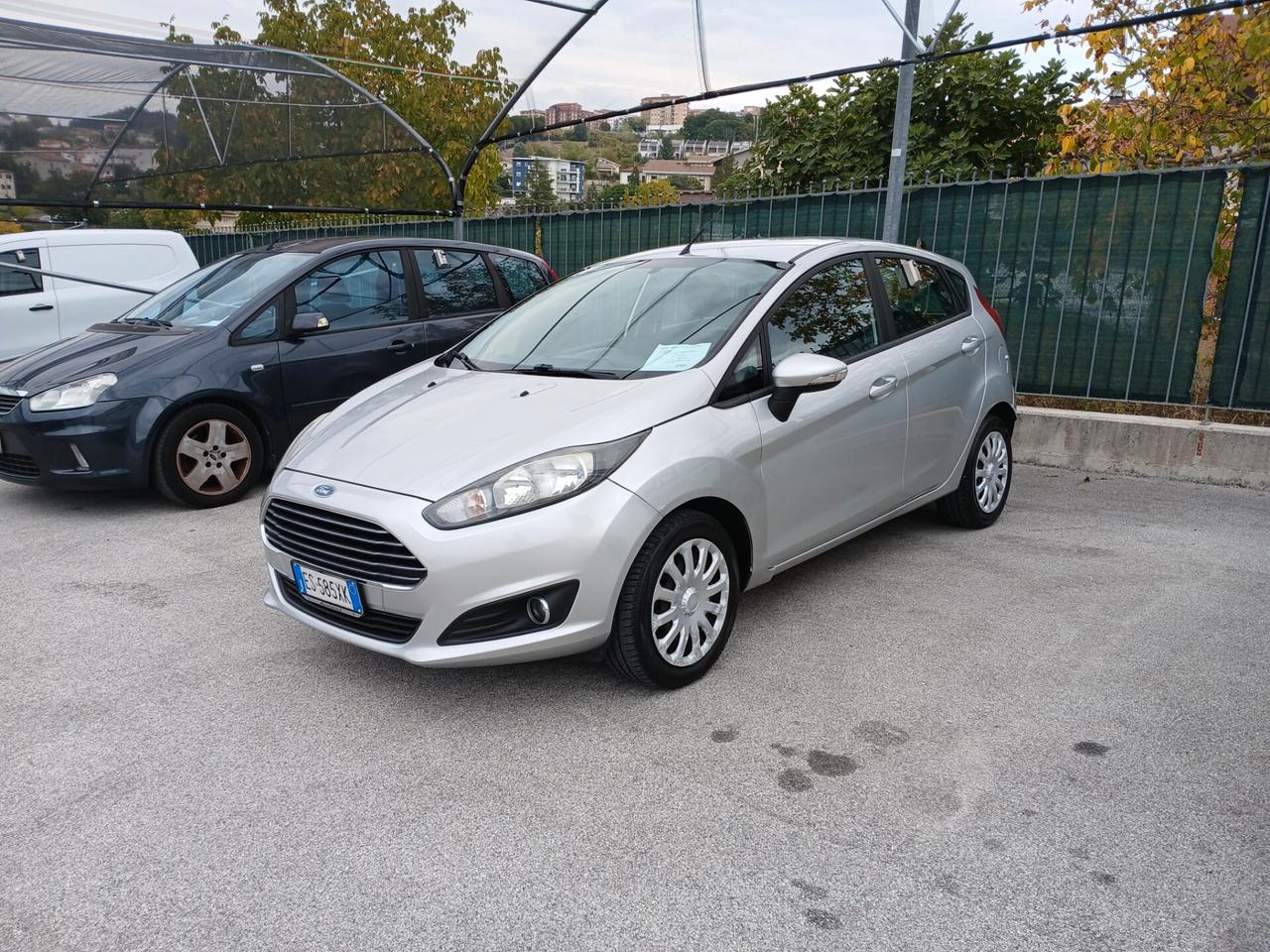FORD FIESTA 1.4 Bz- GAS GPL 2013