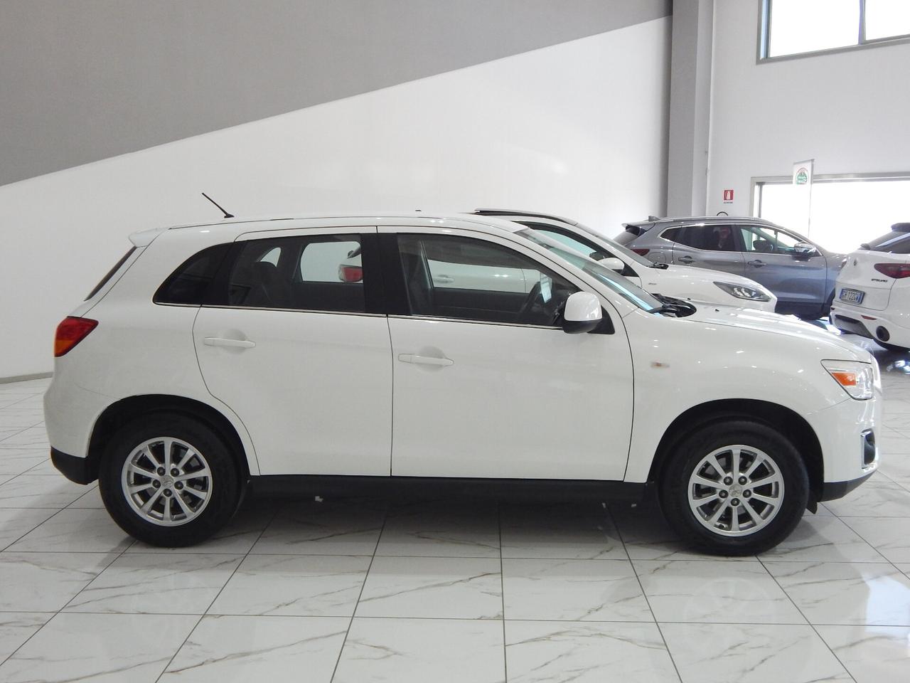 Mitsubishi ASX 1.8 Invite 2wd
