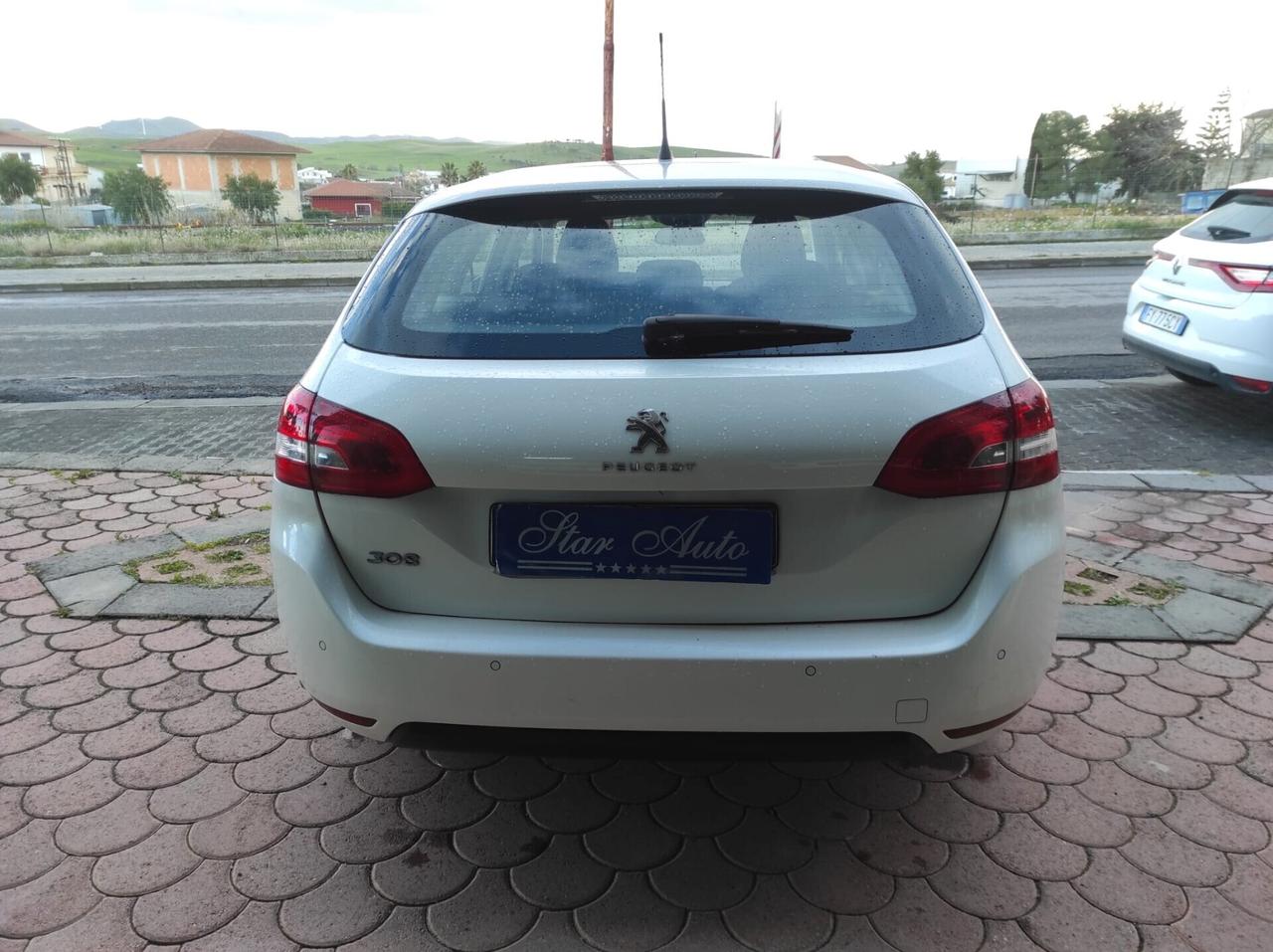 Peugeot 308 1.6 e-HDi 115 CV Stop&Start Business