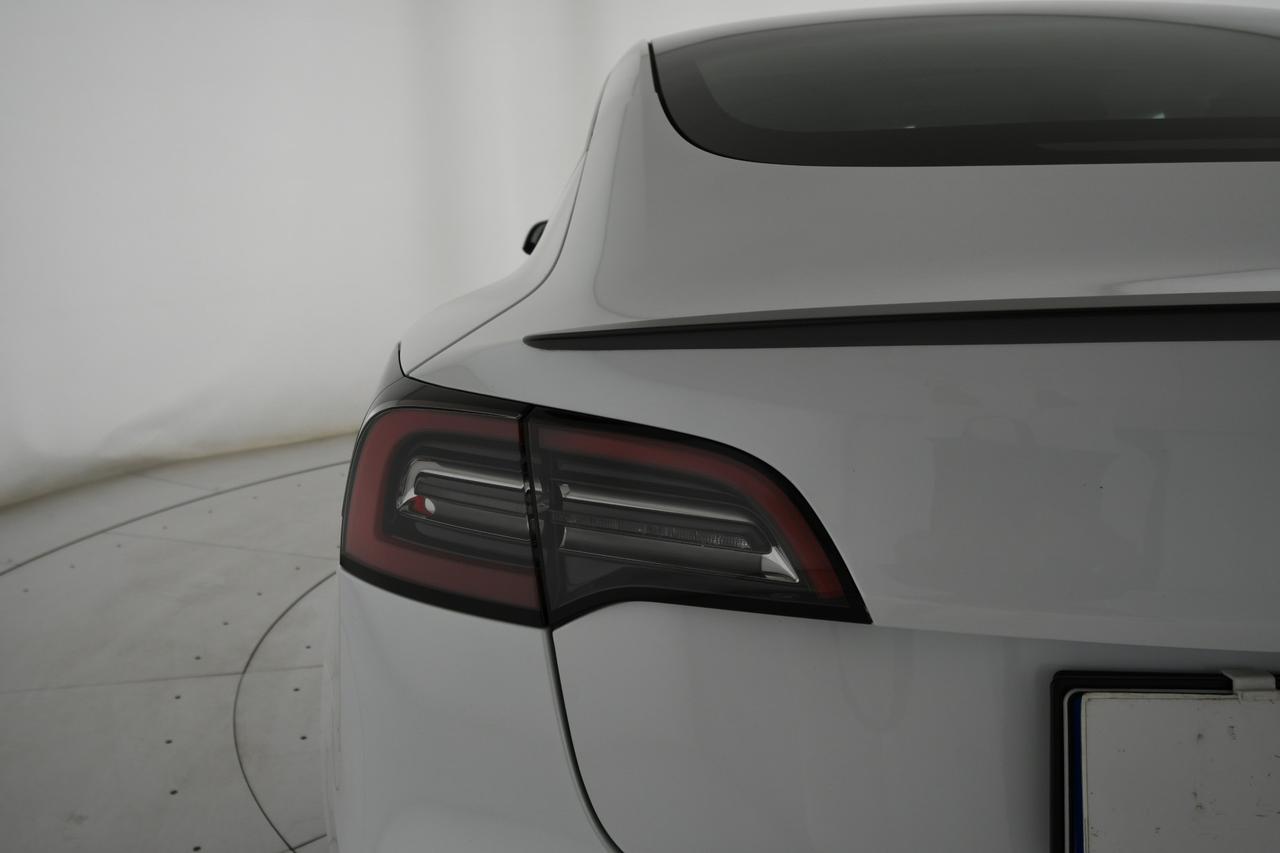TESLA Model 3 Performance Dual Motor awd AUTOPILOT+CAMERA+ACC