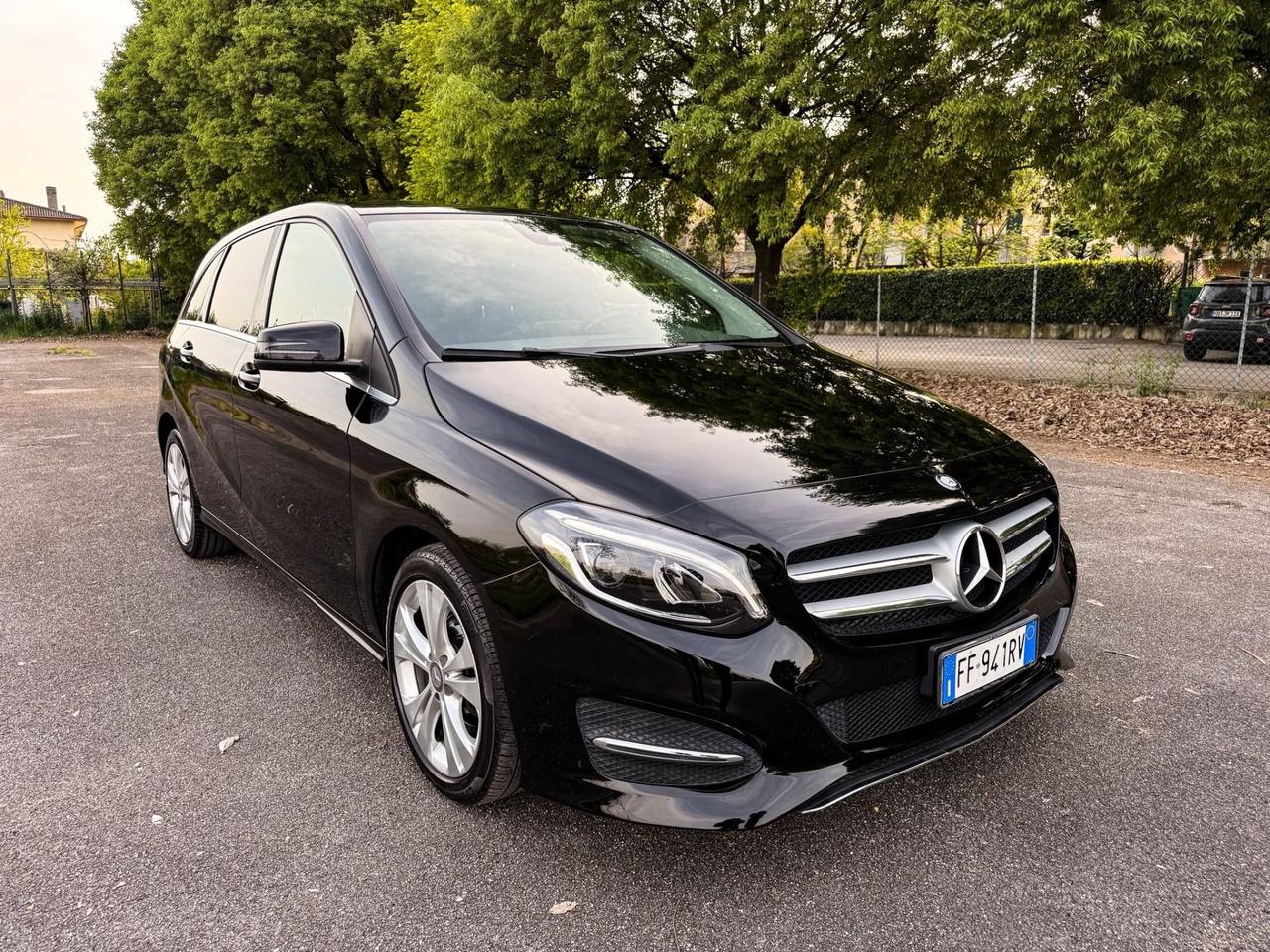 Mercedes-benz B 180 d Sport