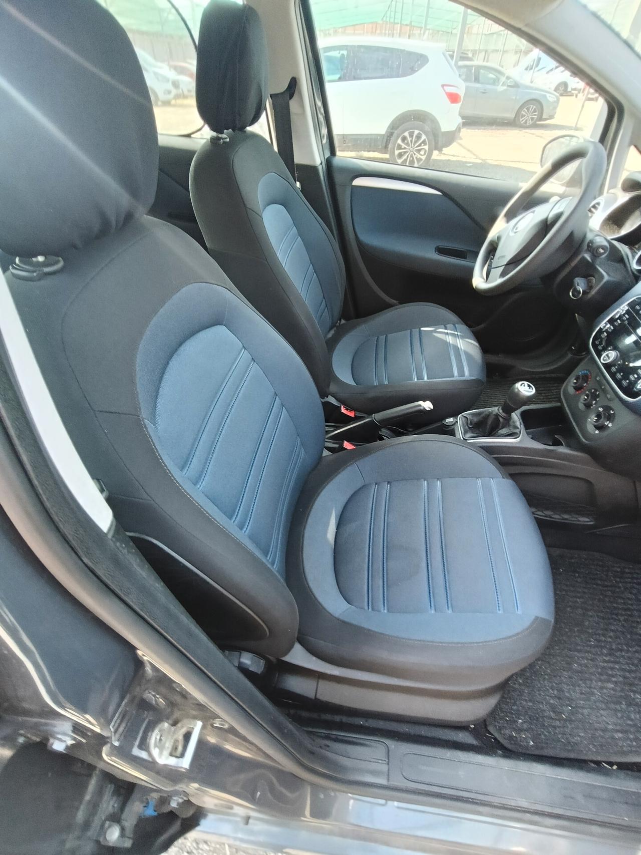 Fiat Punto Evo 1.3 Mjt 95 CV DPF 5 porte S&S Dualogic Sport