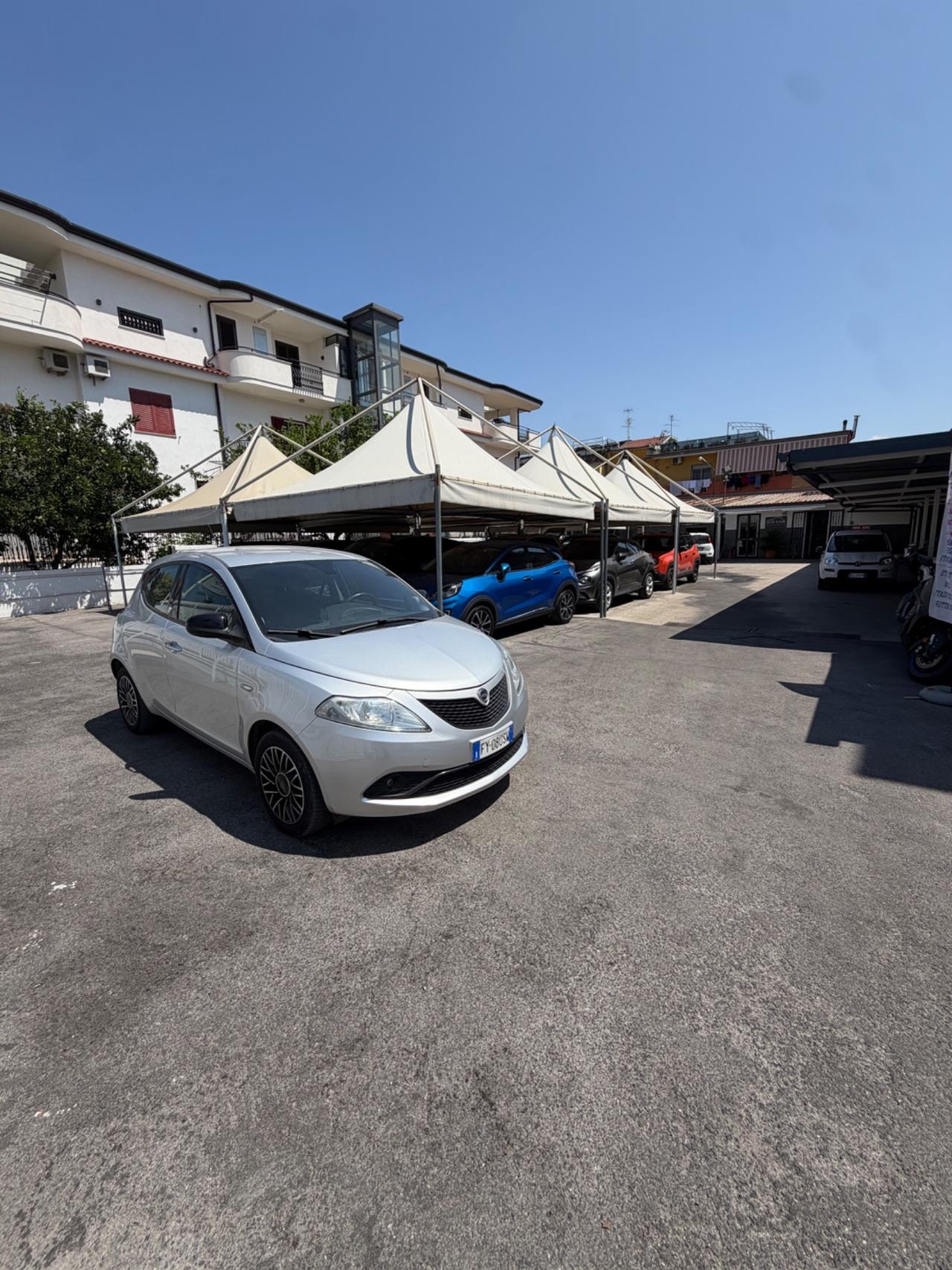 Lancia Ypsilon 1.2 69 CV 5 porte GPL Ecochic Platinum KM CERTIFICATI IN FATTURA