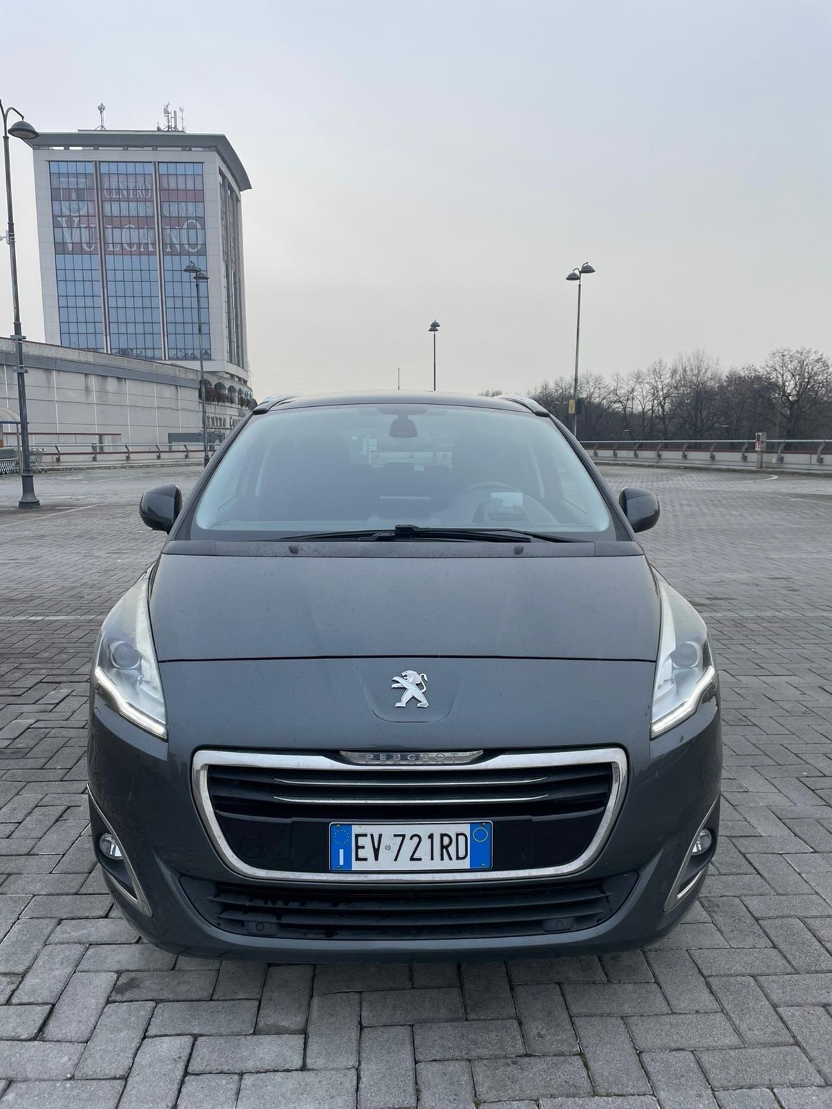 Peugeot 5008 1.6 HDi 7 POSTI Allure 12 MESI GARANZIA