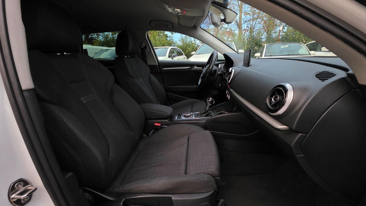 Audi A3 SPB S-Line 2.0 TDI S tronic