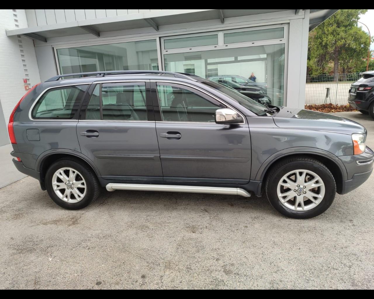 VOLVO XC90 (2003-2014) - XC90 2.4 D5 185 CV AWD Momentum