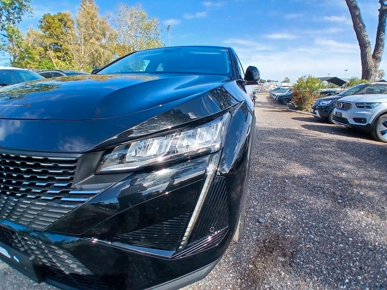 Peugeot 408 Hybrid 136 e-DCS6 Allure