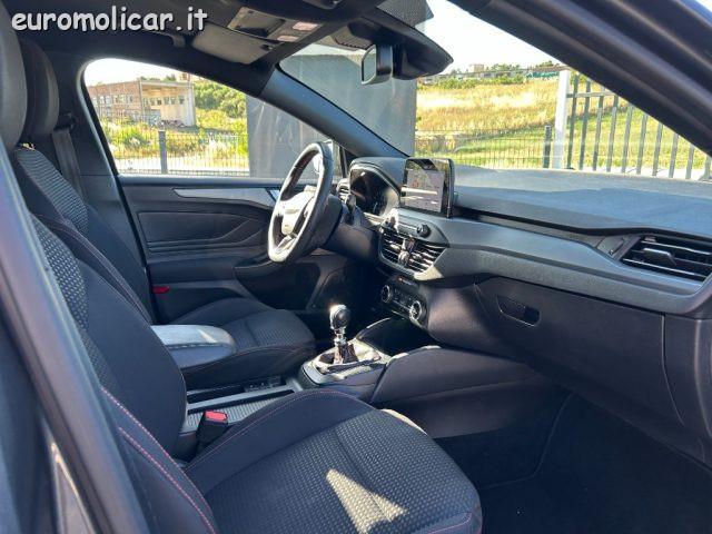 FORD Focus 1.0 EcoBoost Hybrid 125 cv ST-Line