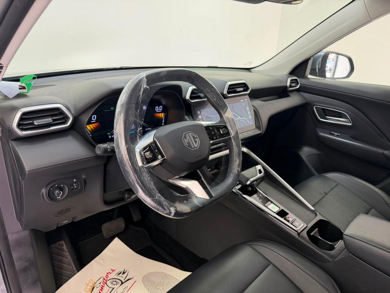 Mg ZS 1.5 Hybrid+ Luxury-GARANZIA CASA MADRE-2025