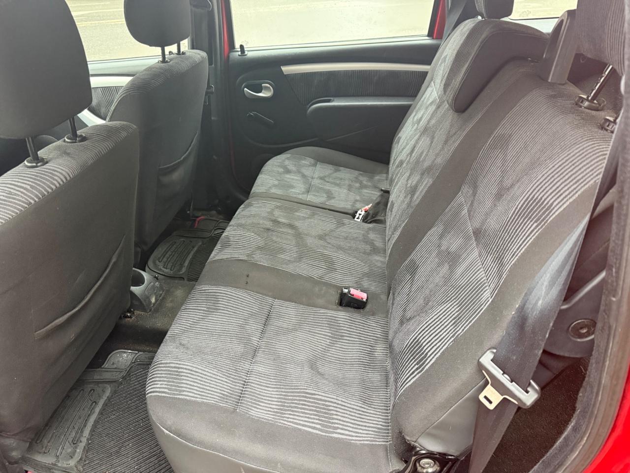 Dacia Logan MCV 1.6 GPL 5Posti Laureate