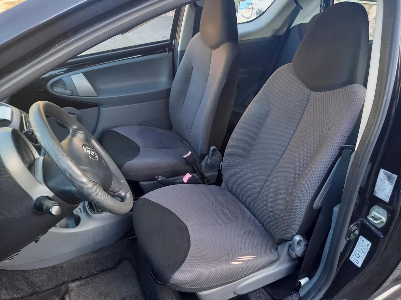 Toyota Aygo 1.0 NEOPATENTATI