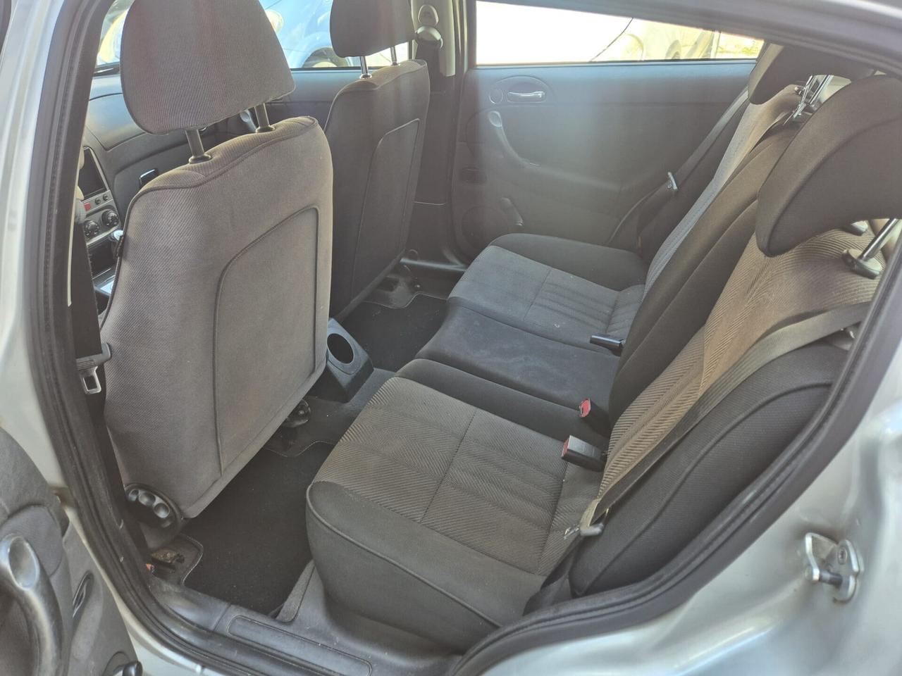 Alfa Romeo 147 1.6 16V TS (105) 5 porte