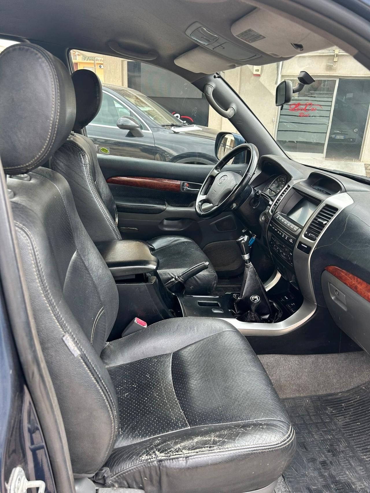 Toyota Land Cruiser 3.0 D-4D 16V cat 3 porte aut. Executive