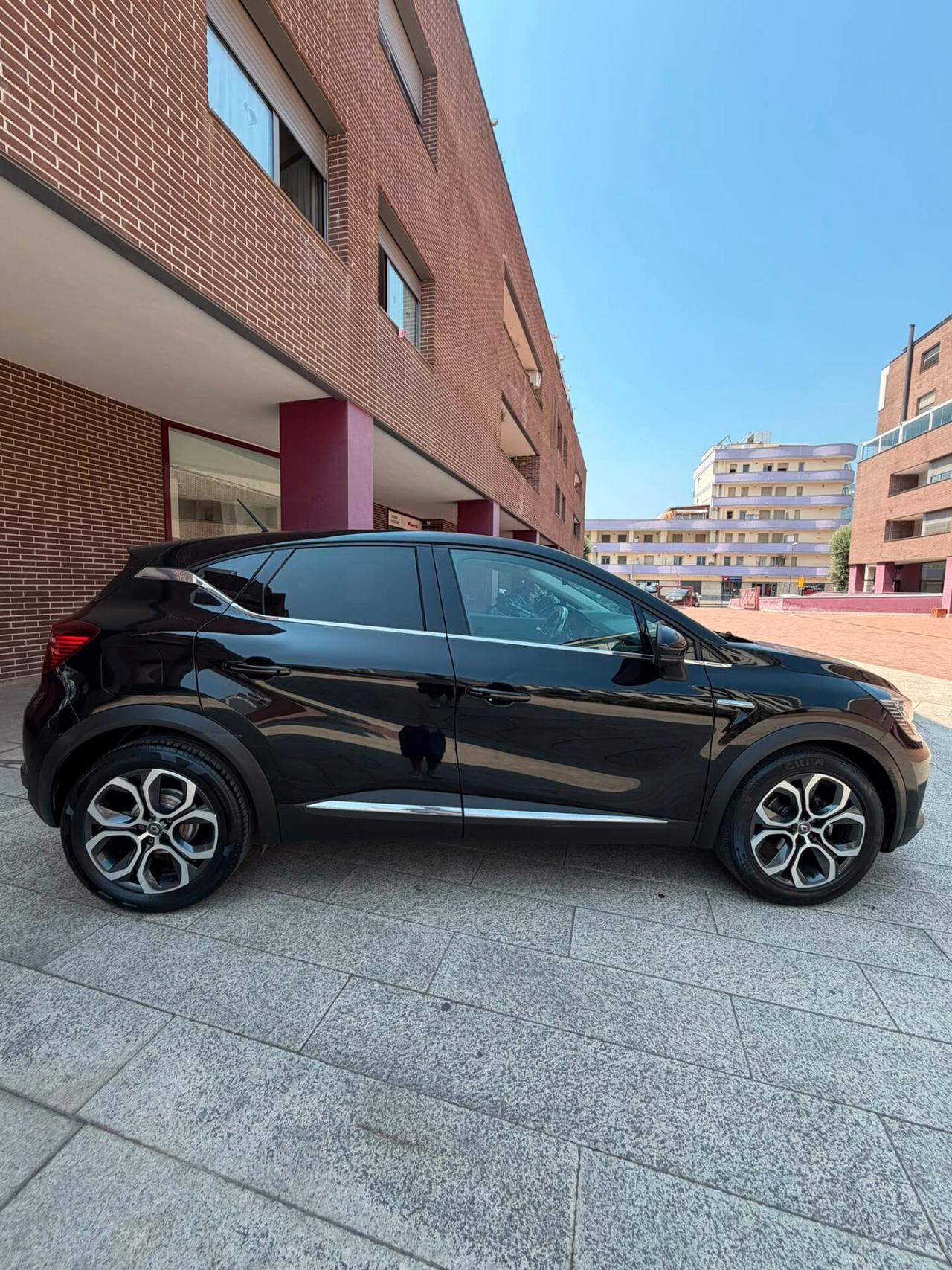 Renault Captur TCe 100 CV GPL Intens