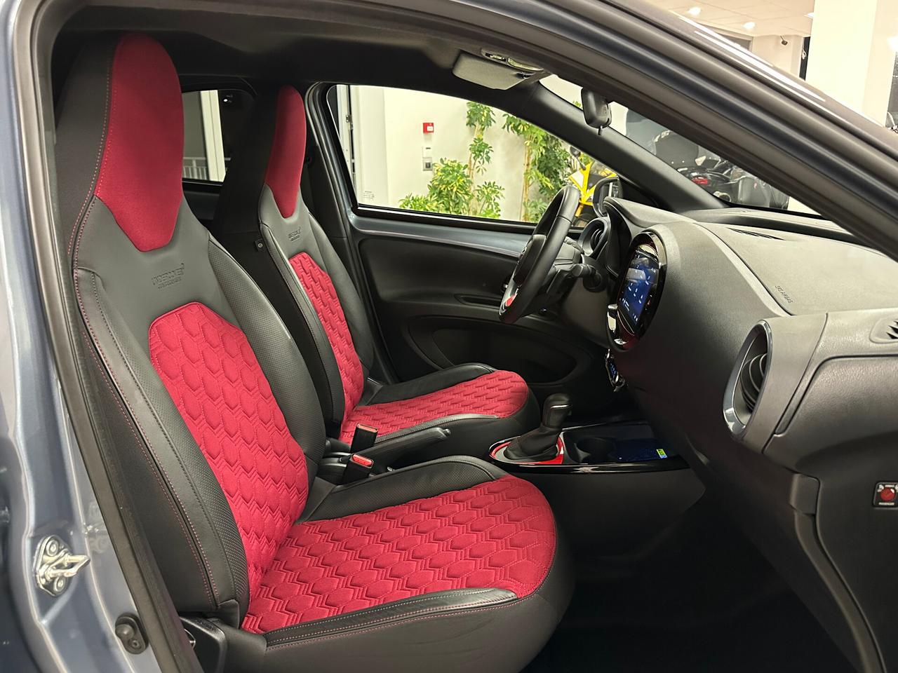 Toyota Aygo X 1.0 VVT-i 72 CV 5 porte UNDERCOVER - 2023