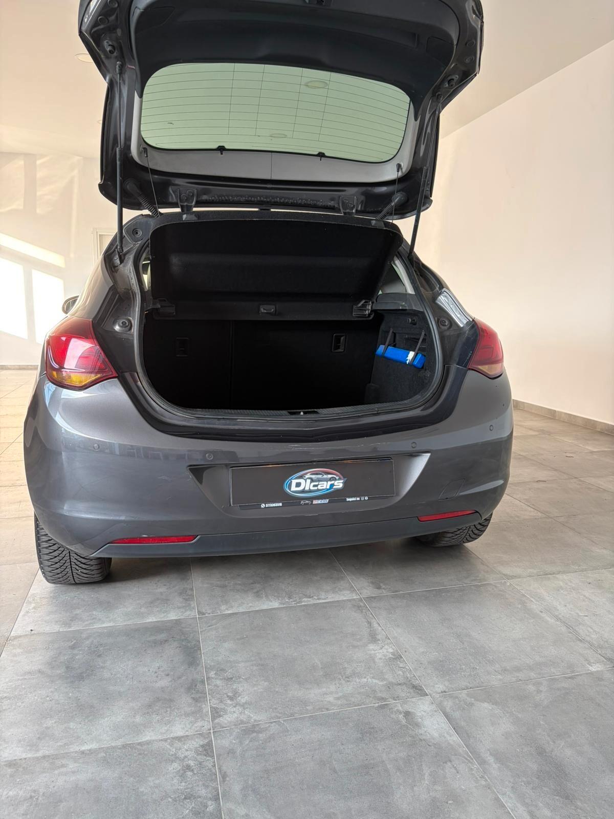 Opel Astra 1.7 CDTI 110CV Cosmo