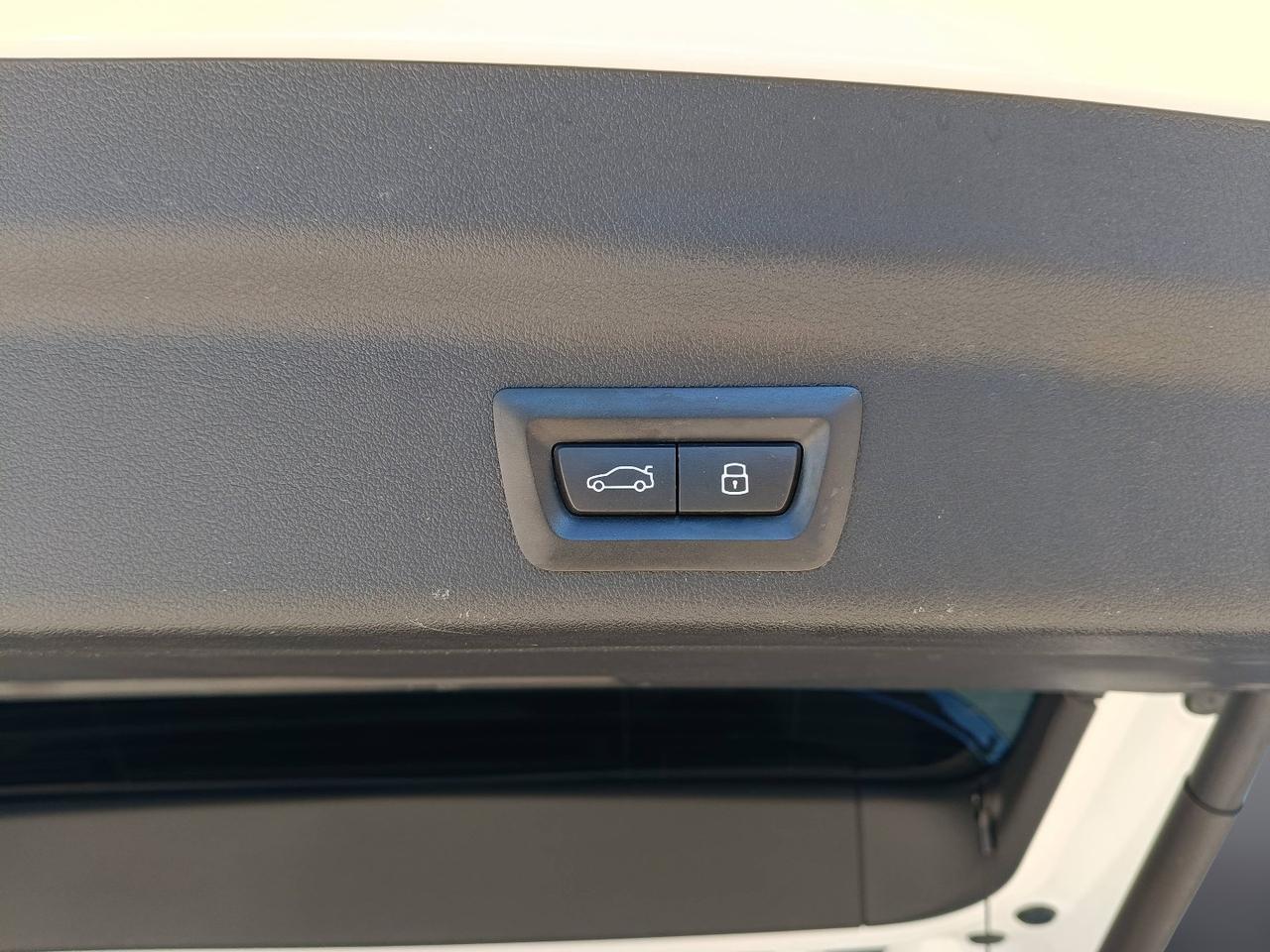 BMW X1 U11 - X1 sdrive18d X-Line Edition Essence auto