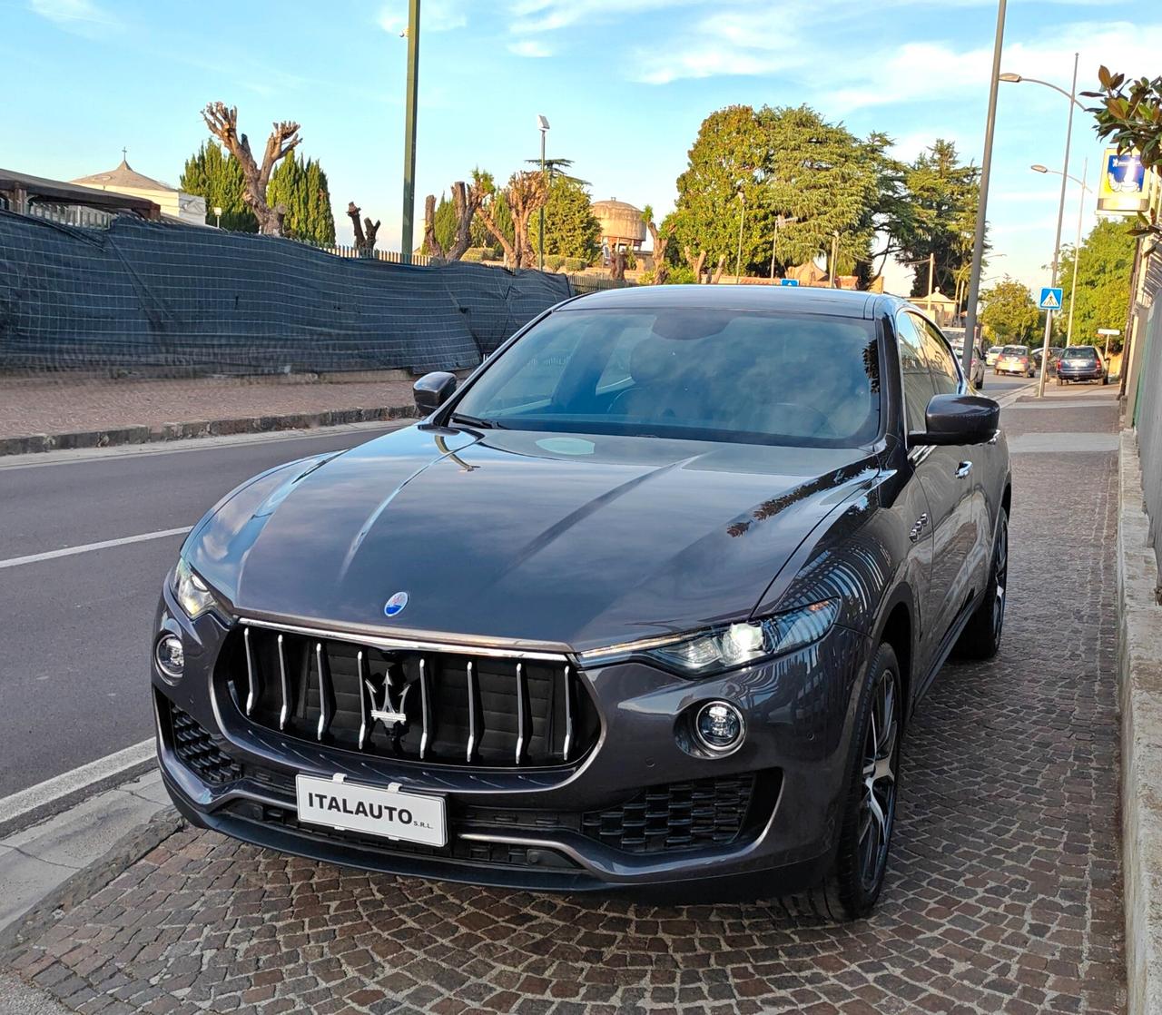 Maserati Levante 3.0 V6 250cv Diesel AWD