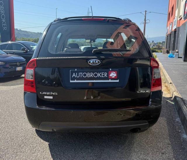 KIA Carens 2.0 CVVT EX Class