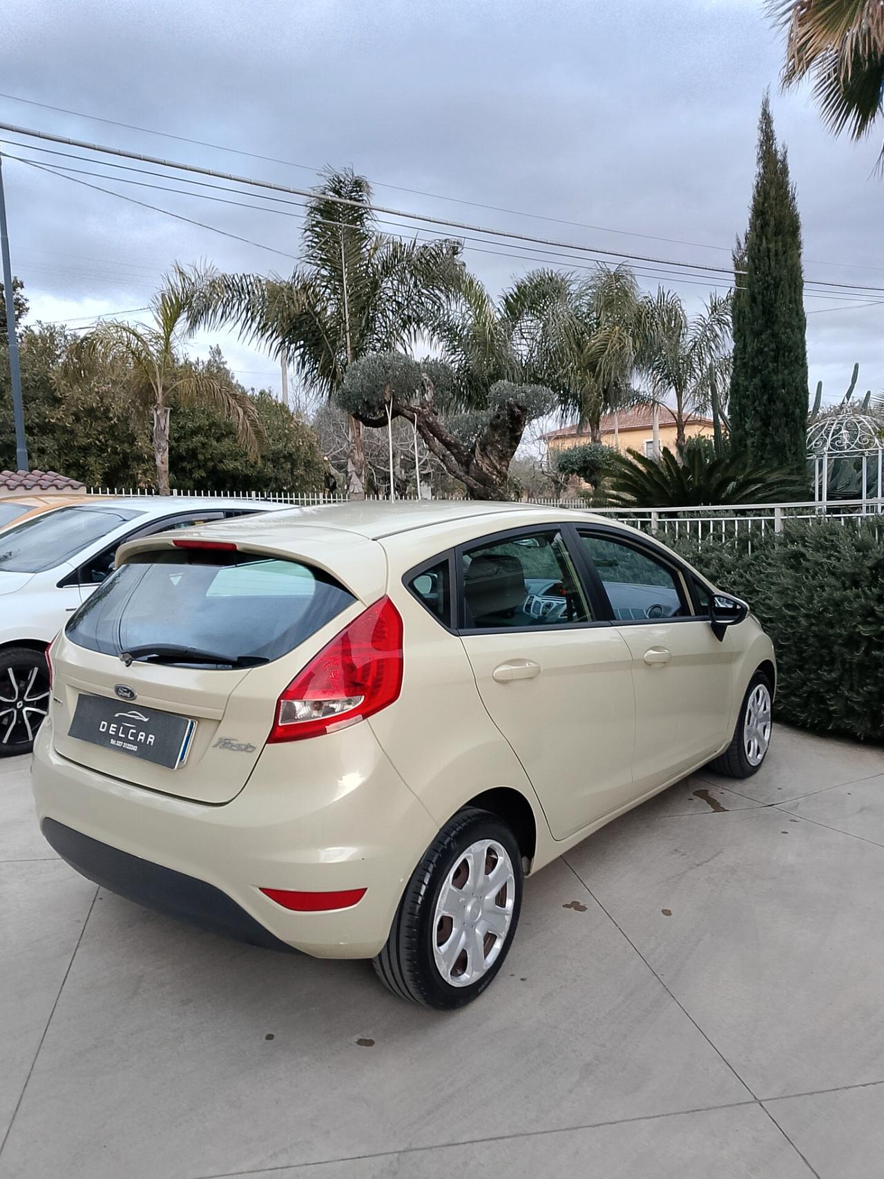 Ford Fiesta 1.4 TDCi 5p. Ghia