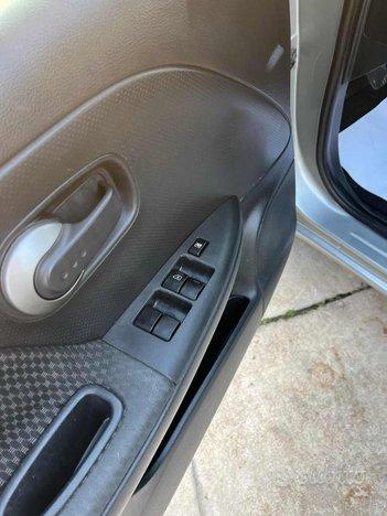 NISSAN Note 1.4 16V Acenta