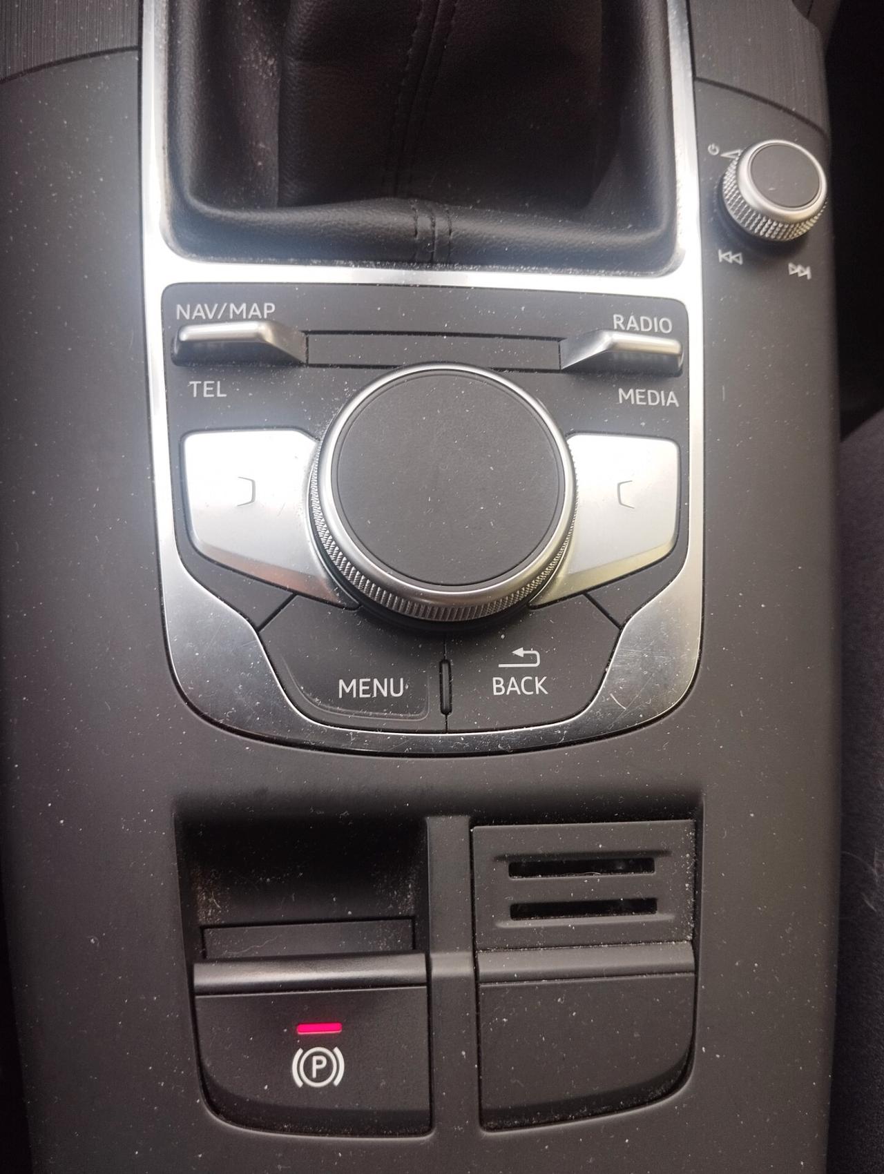 Audi A3 SPB 30 TDI Business