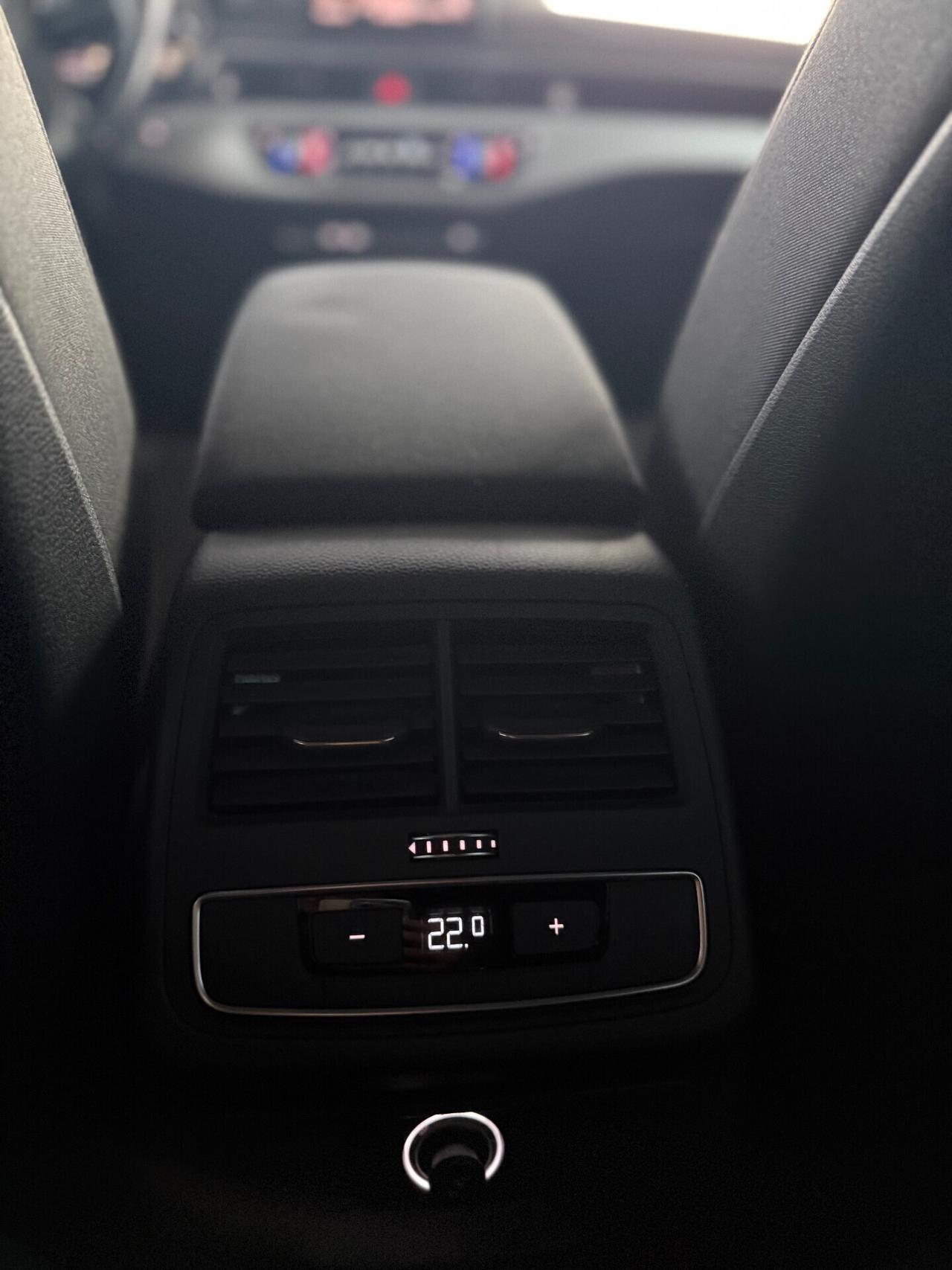 Audi A4 2.0 TDI 150 CV S tronic*CRONOLOGIA TAGLIANDI AUDI