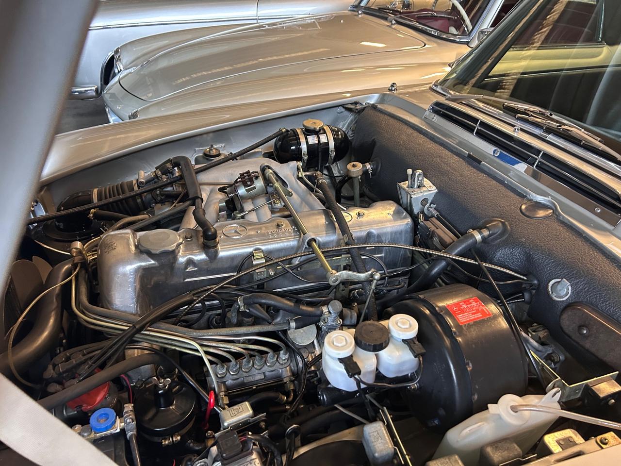 Mercedes-benz 280 SL Pagoda