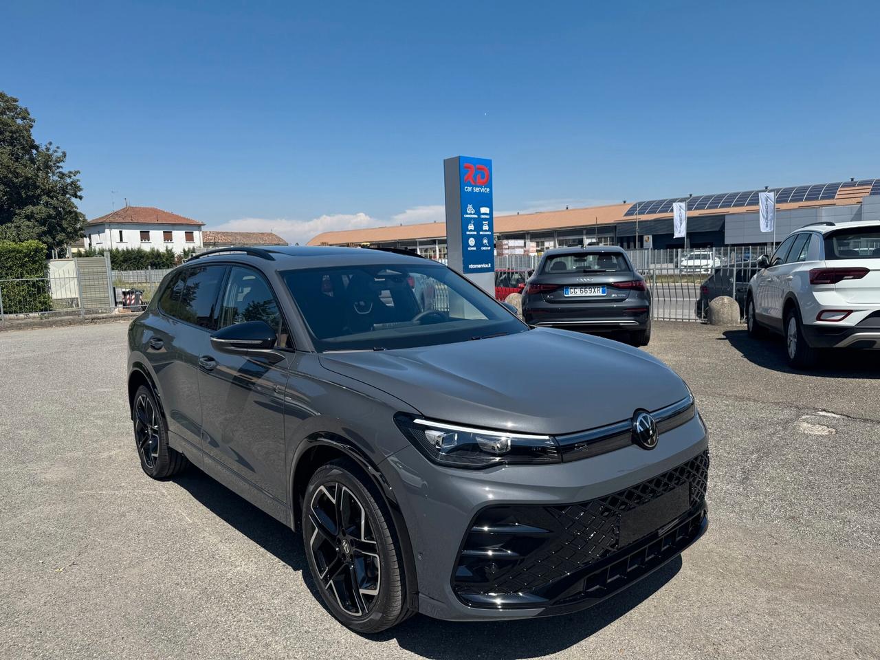 Volkswagen Tiguan 1.5 etsi R-Line Plus 150cv DSG / KM0 NO VINCOLI