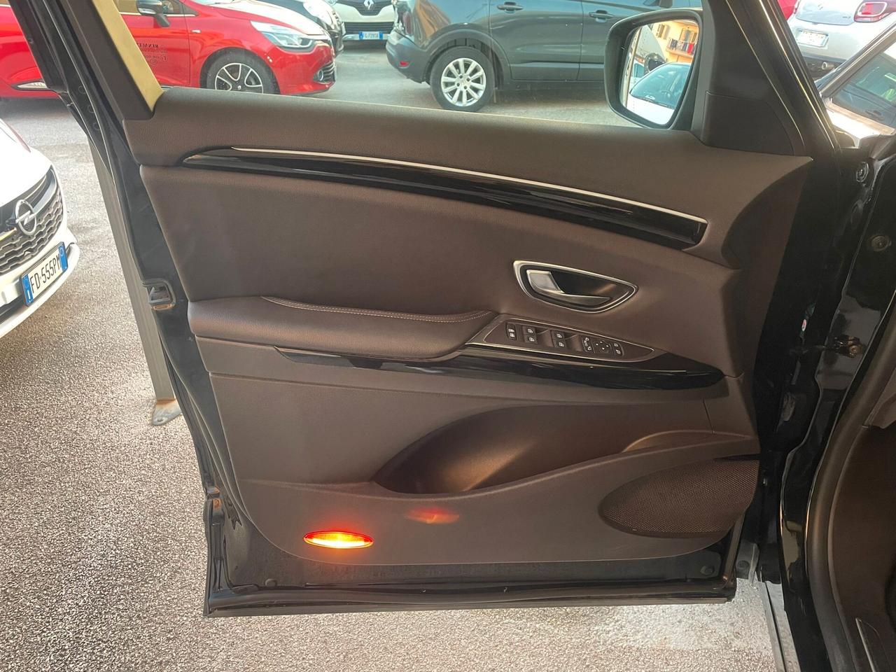 Renault Espace dCi 160CV EDC Energy Initiale Paris 4Control