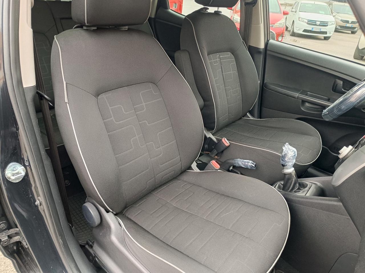 Kia Venga 1.4 CVVT EX Easy