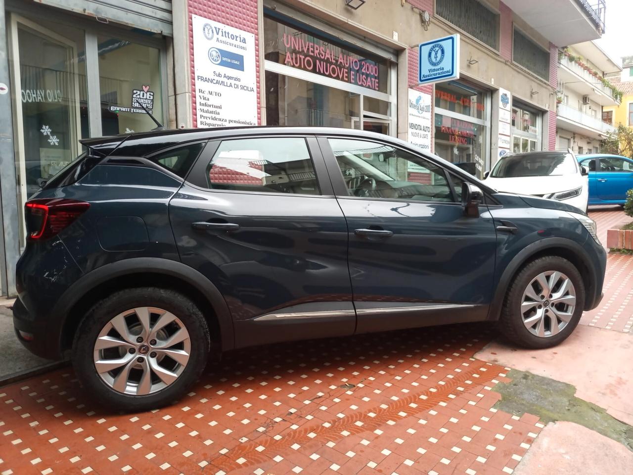 Renault Captur TCe 12V 100 CV GPL Intens