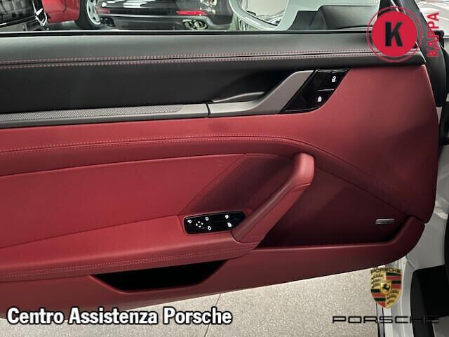 Porsche 911 Carrera 992 4S