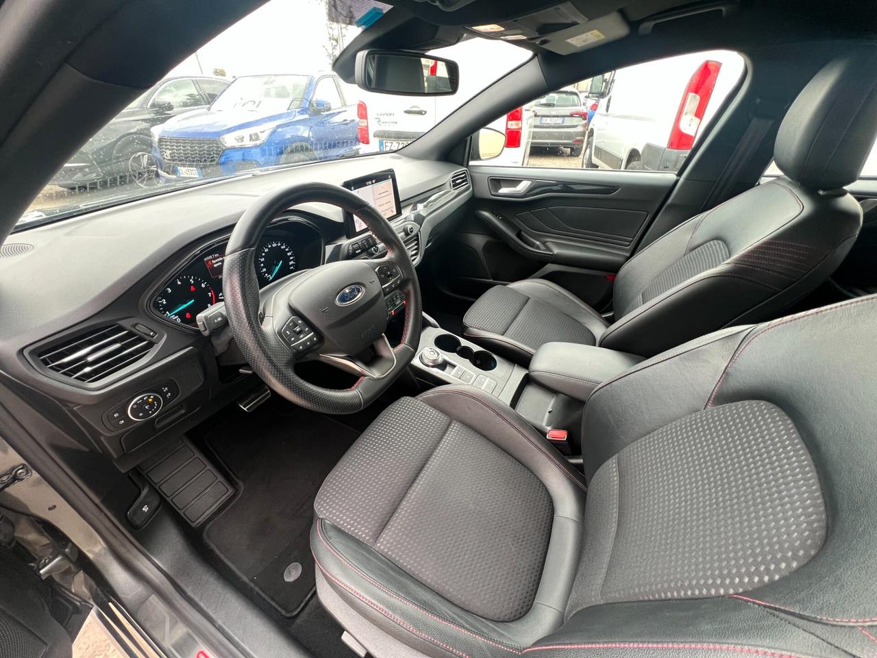 Ford Focus EcoBoost automatica ST-Line Prezzo Reale
