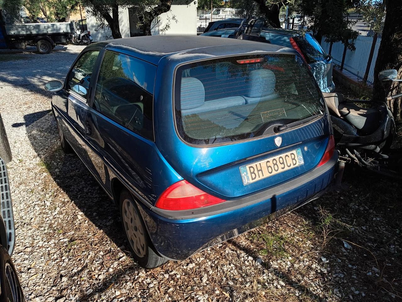 Lancia Y 1.2i cat LS