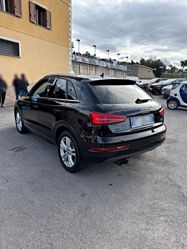 Audi Q3 2.0 TDI 120 CV Sline 12 / 2018
